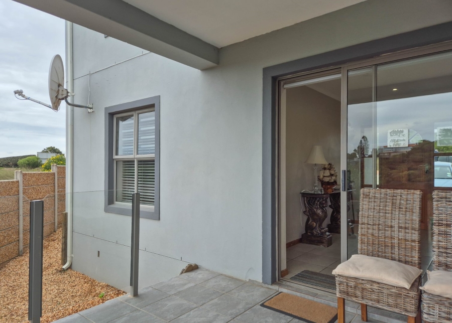 4 Bedroom Property for Sale in Stilbaai Wes Western Cape